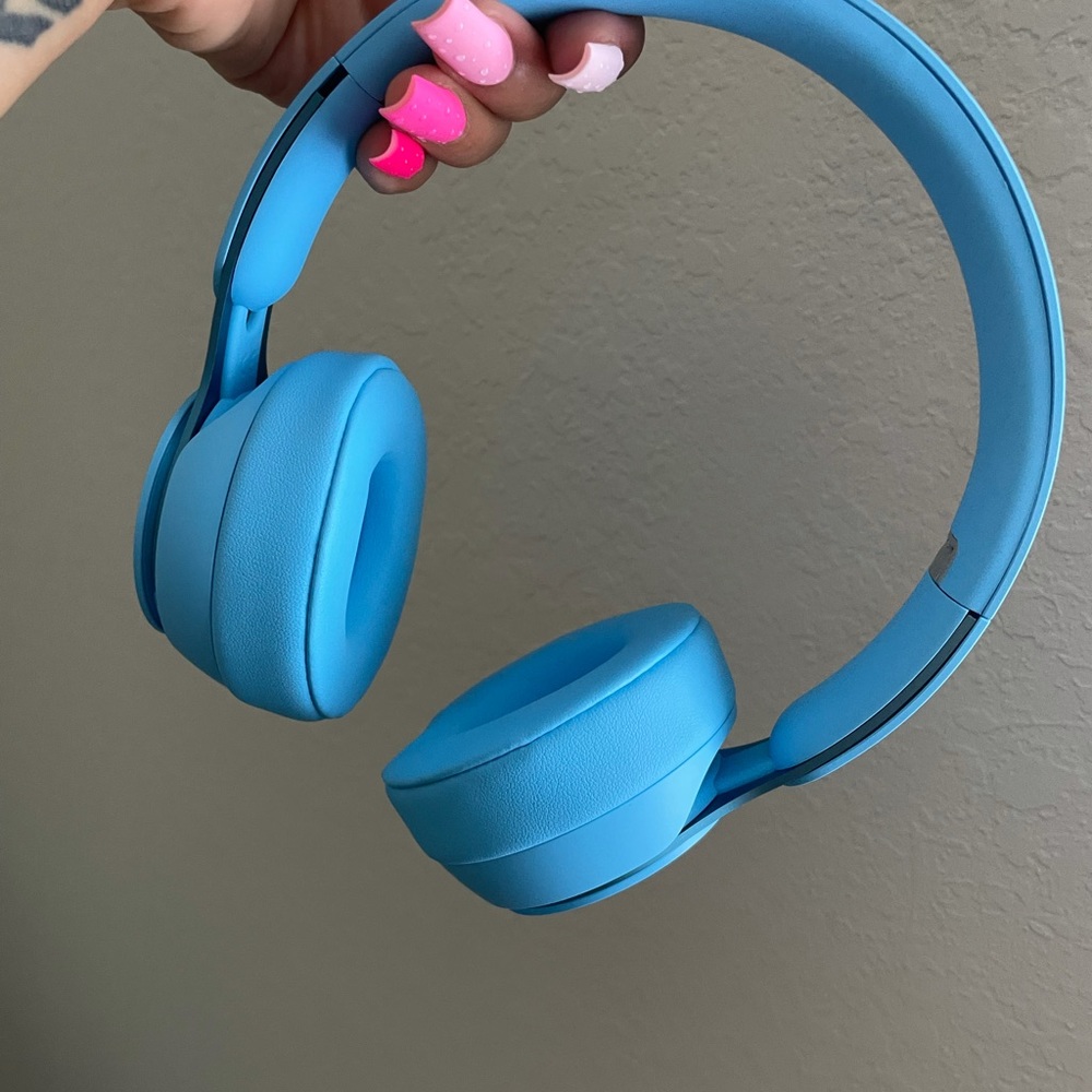 Brand new solo pro headphones